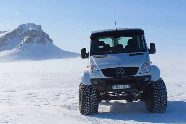 super jeep glacier Atlantik Iceland Bespoke luxury travel FIT DMC PCO